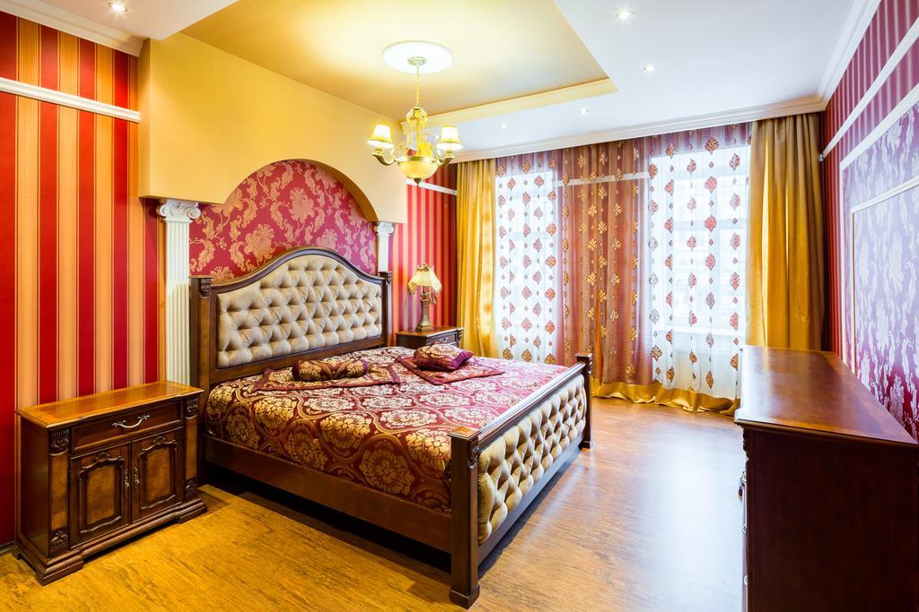 Romari Проспект Свободи 39 Lviv Ngoại thất bức ảnh